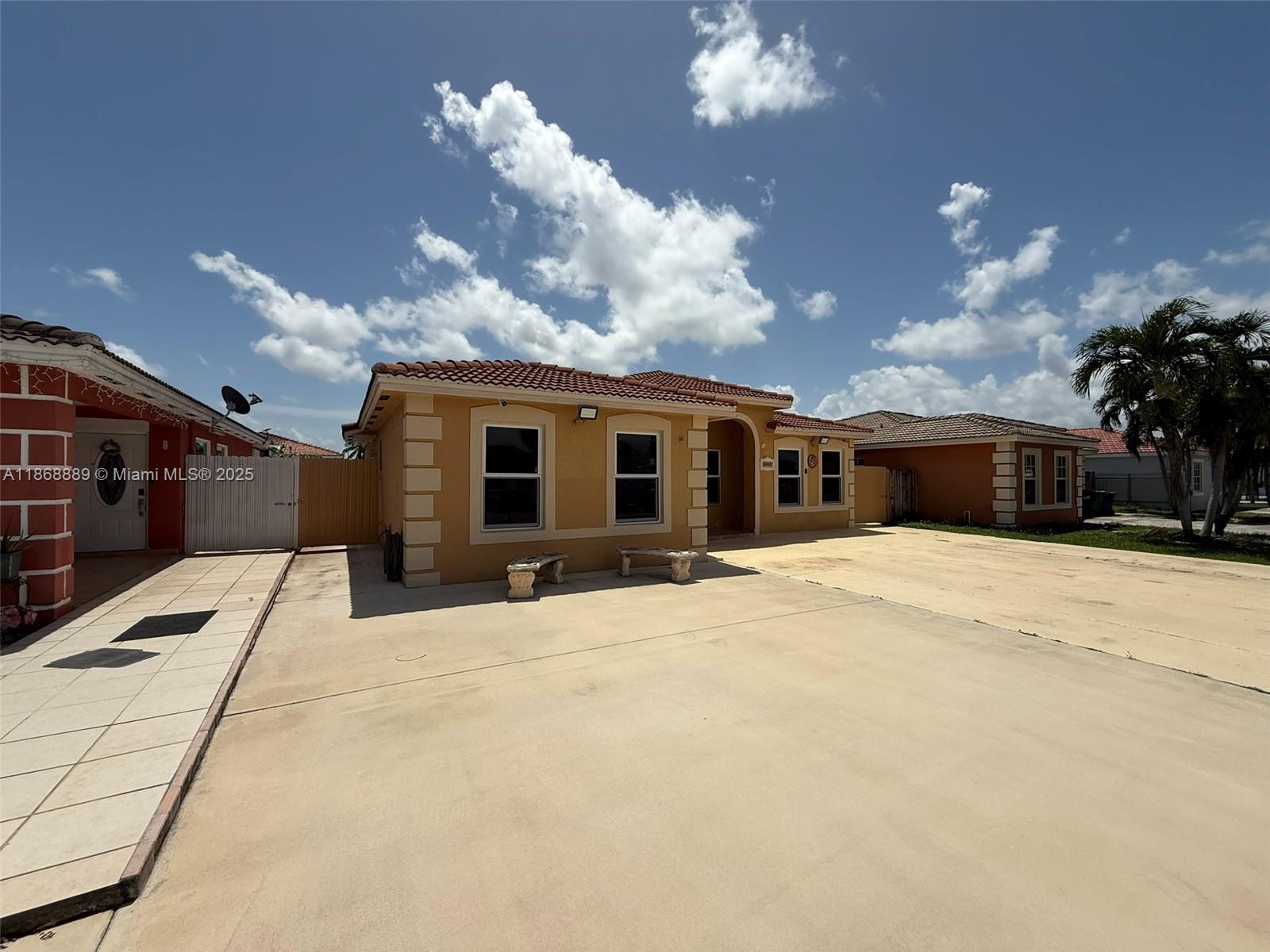 13256 SW 276th Ln, Homestead FL 33032