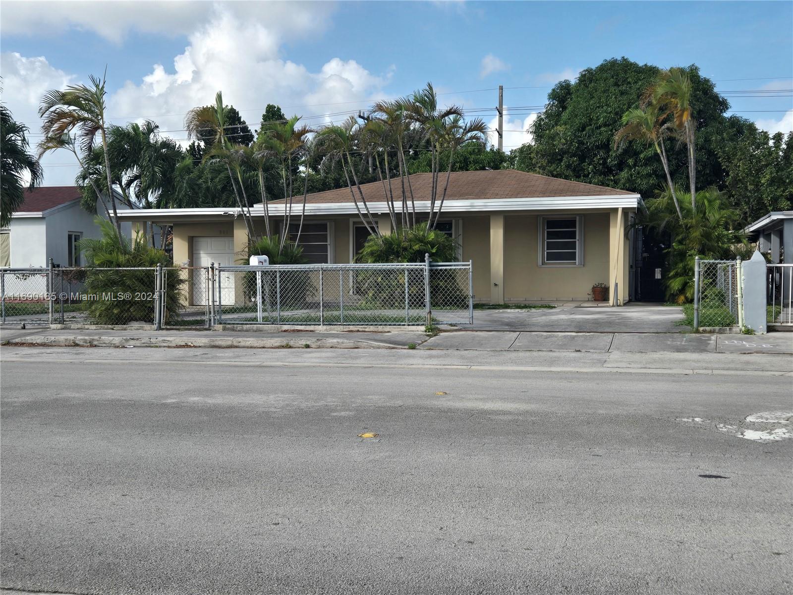 961 E 32nd St, Hialeah FL 33013, HIALEAH, FL — photo 2 of 30