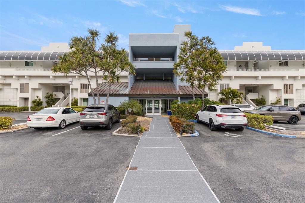 5279 ISLA KEY BOULEVARD S UNIT 413