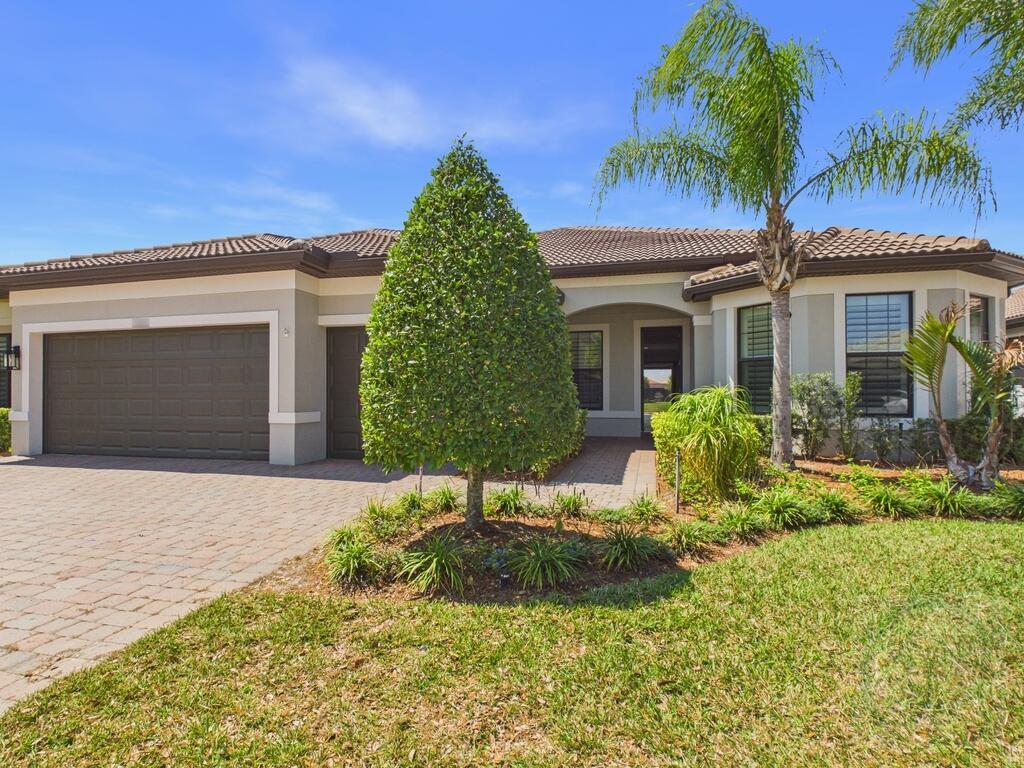 5038 Pendelton Square, Vero Beach FL 32967