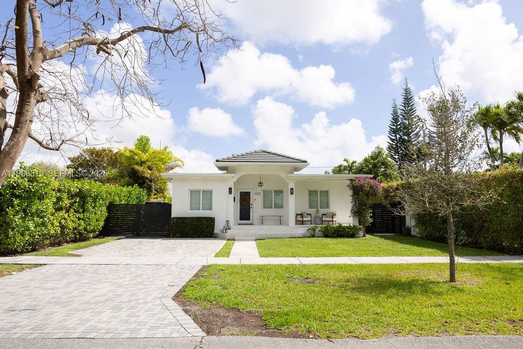 3205 SW 68th Ave, Miami FL 33155