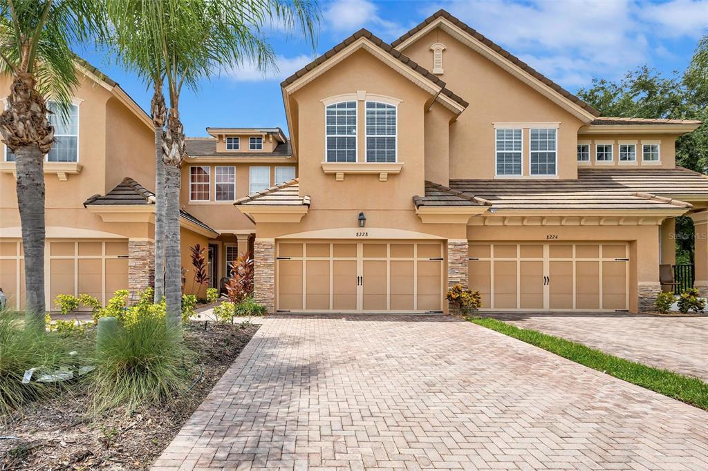 8228 VILLA GRANDE COURT