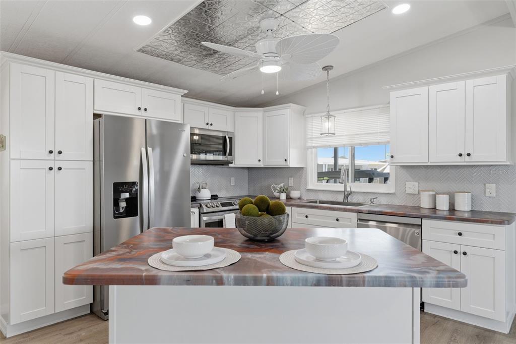 2116 KONA DRIVE, HOLIDAY, FL — photo 5 of 18