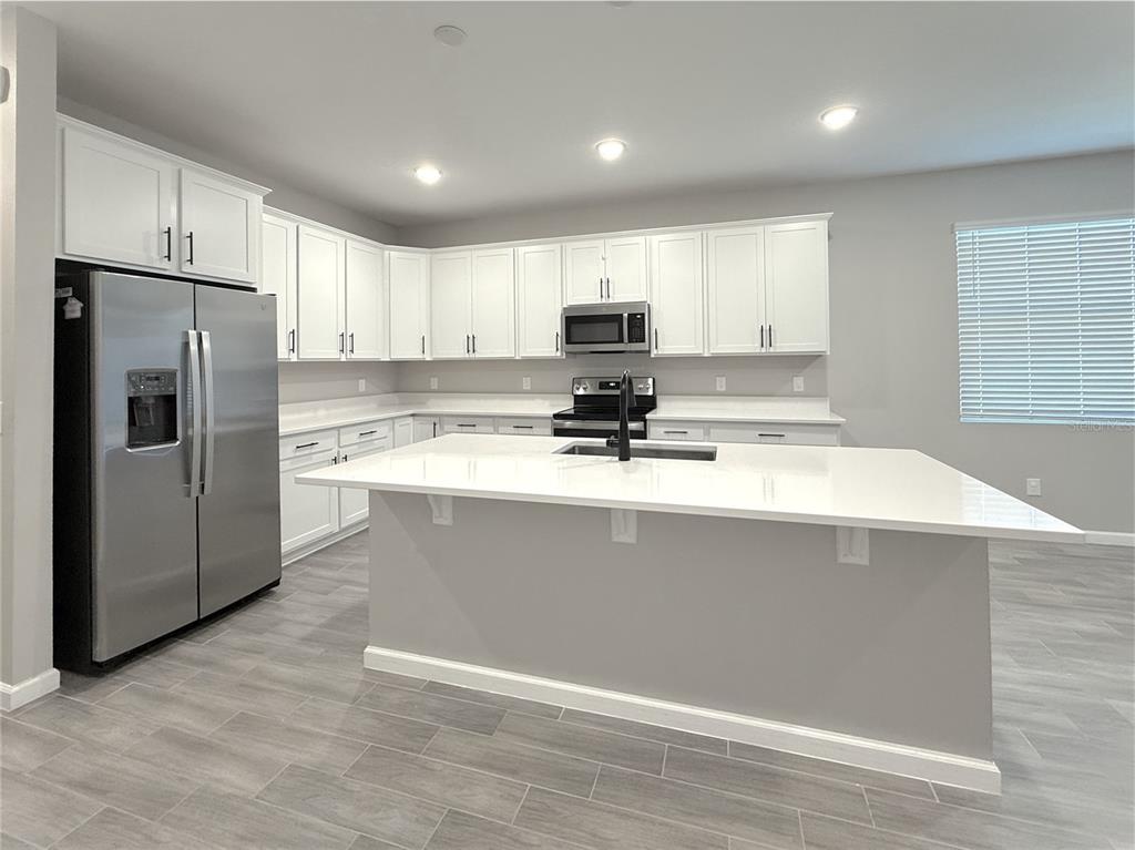 10157 SPRING LAKE DRIVE, CLERMONT, FL — photo 4 of 22