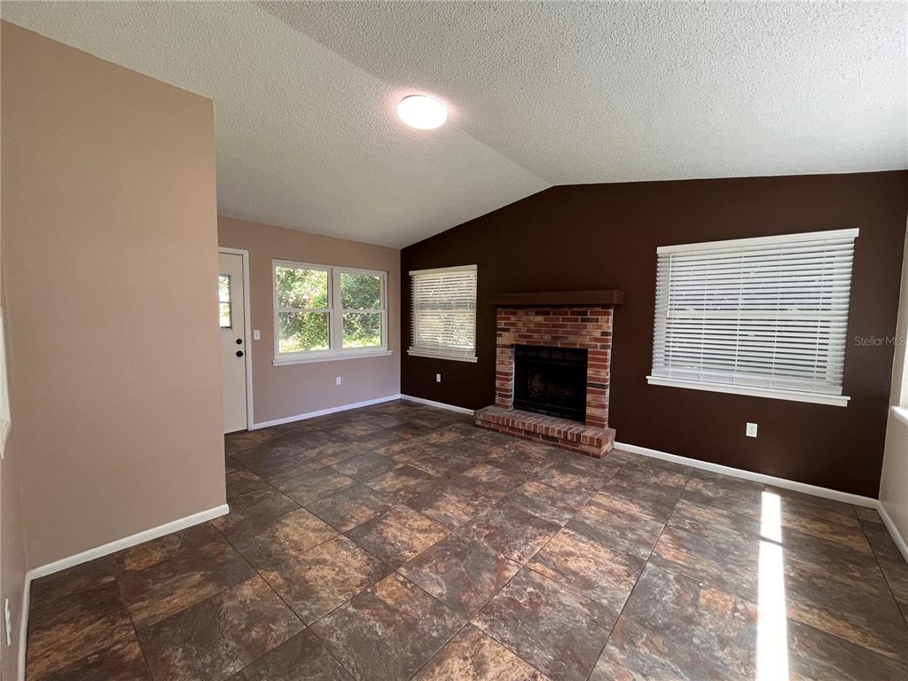 1635 N FLORIDA AVENUE, HERNANDO, FL — photo 2 of 26