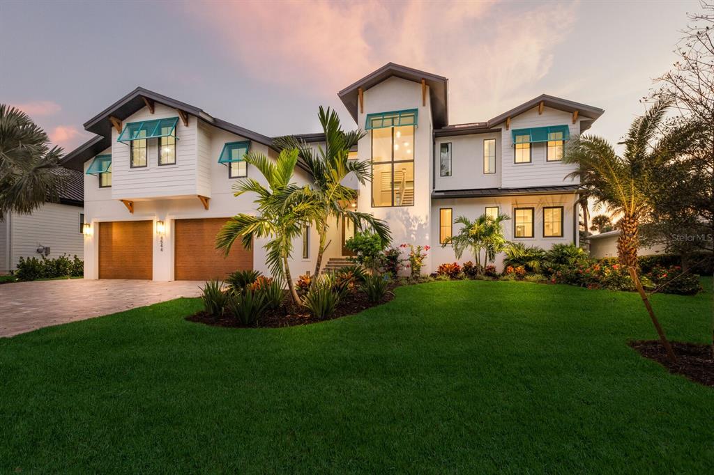 4544 WOODSIDE ROAD