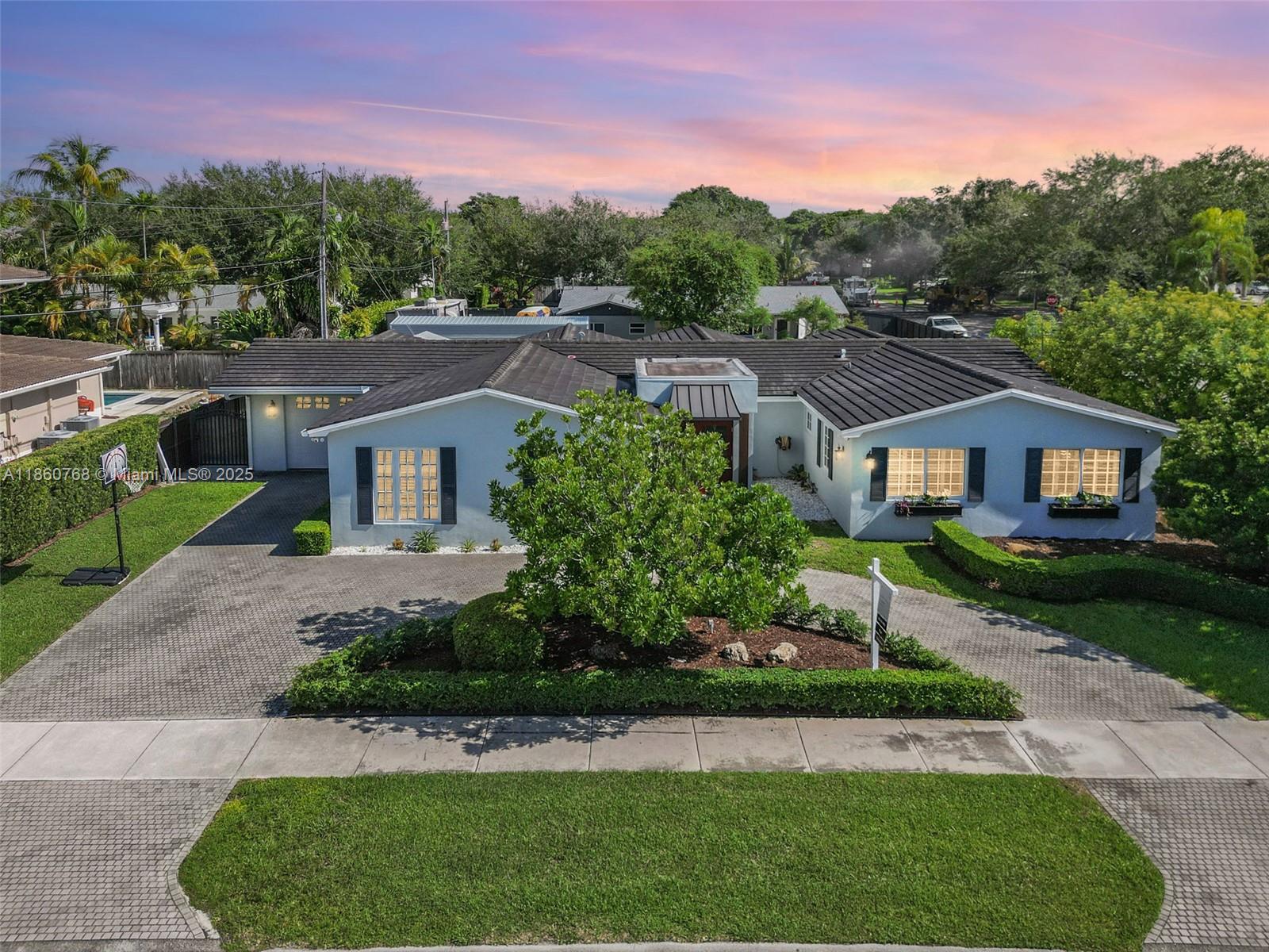 8725 SW 83rd St, Miami FL 33173