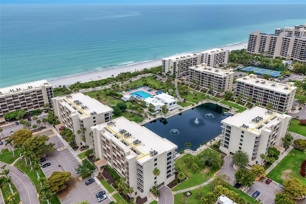 1095 GULF OF MEXICO DRIVE UNIT 102