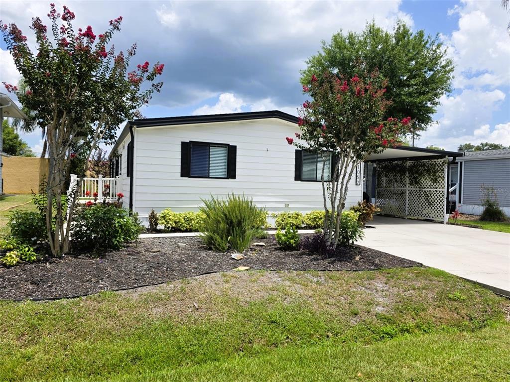 21052 LITTLE MAGENS LOOP, LUTZ, FL — photo 3 of 30