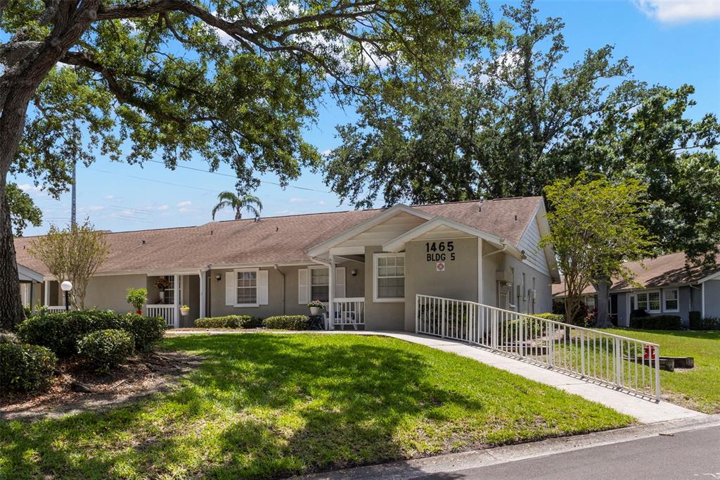 1465 OAK HILL DRIVE UNIT 104