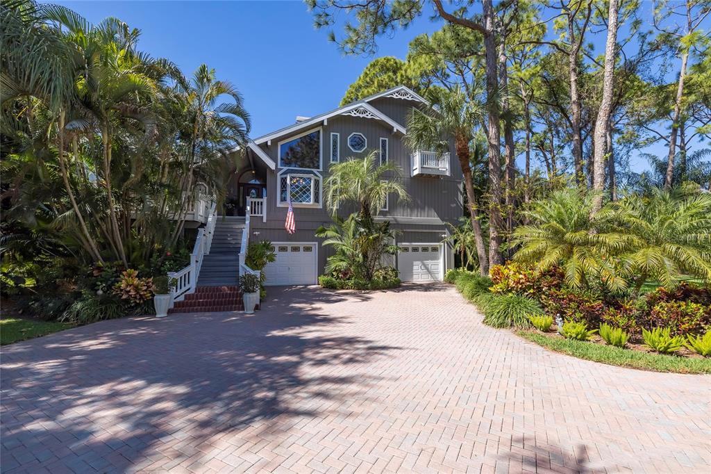 761 SOUNDVIEW DRIVE