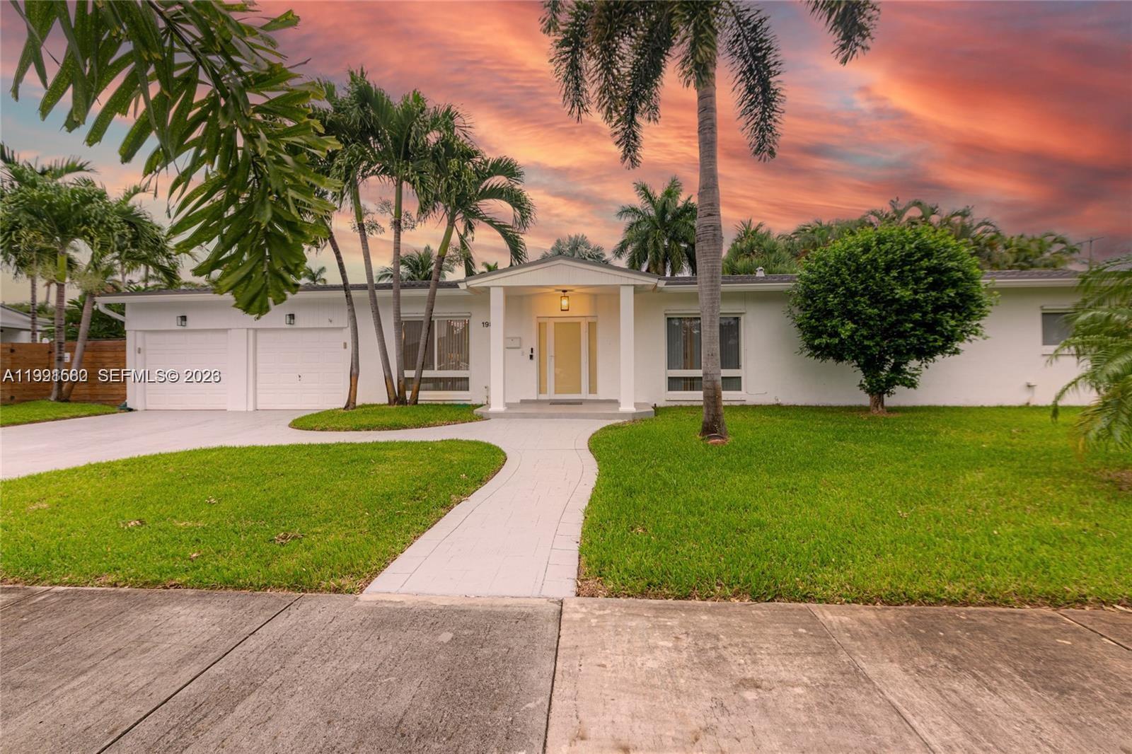 1981 NE 196th Ter, Miami FL 33179