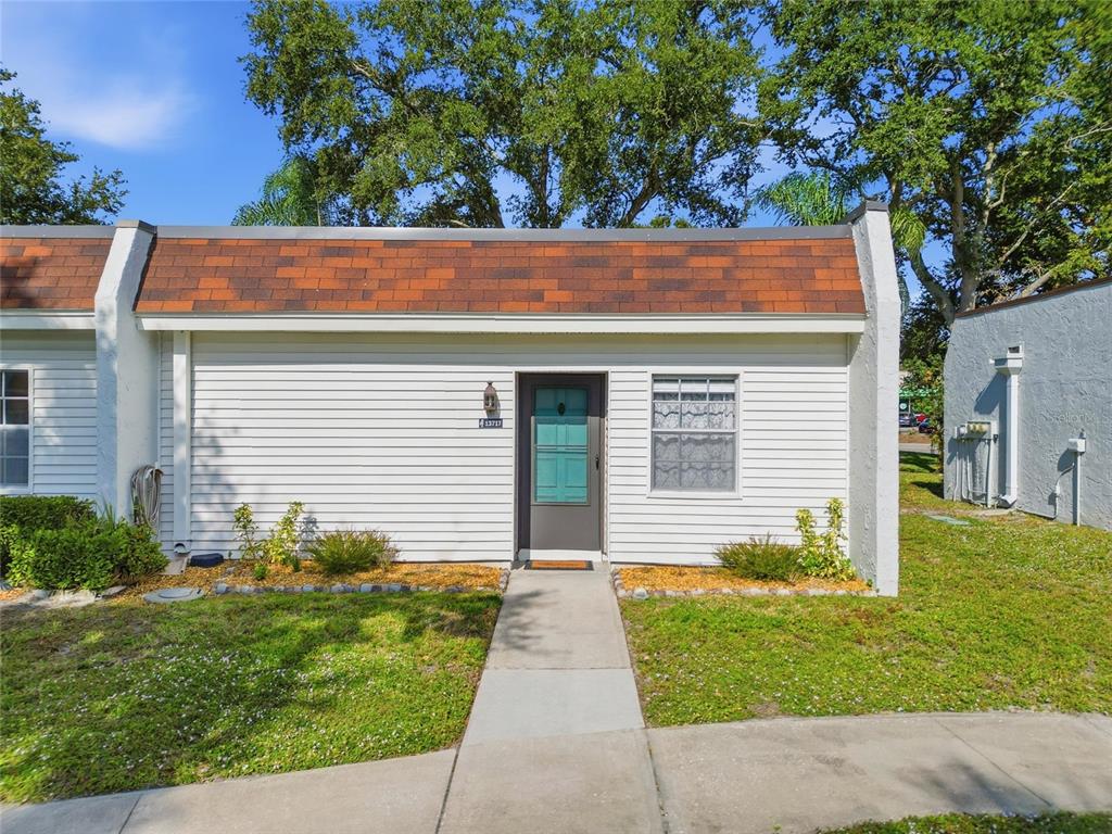 13717 MISSION OAKS BOULEVARD