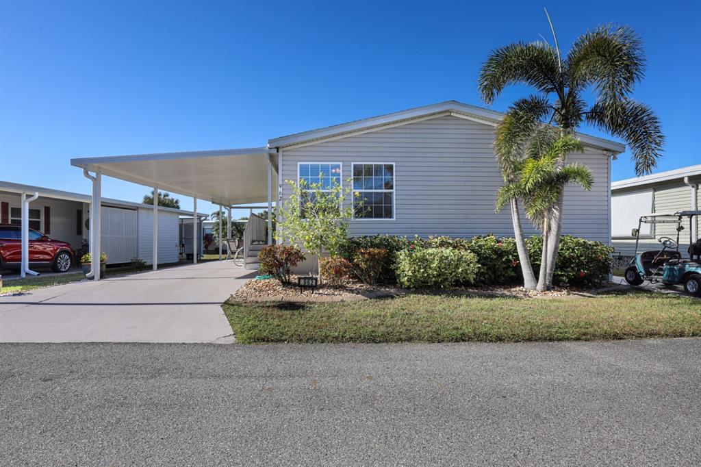 2100 KINGS HIGHWAY UNIT 962