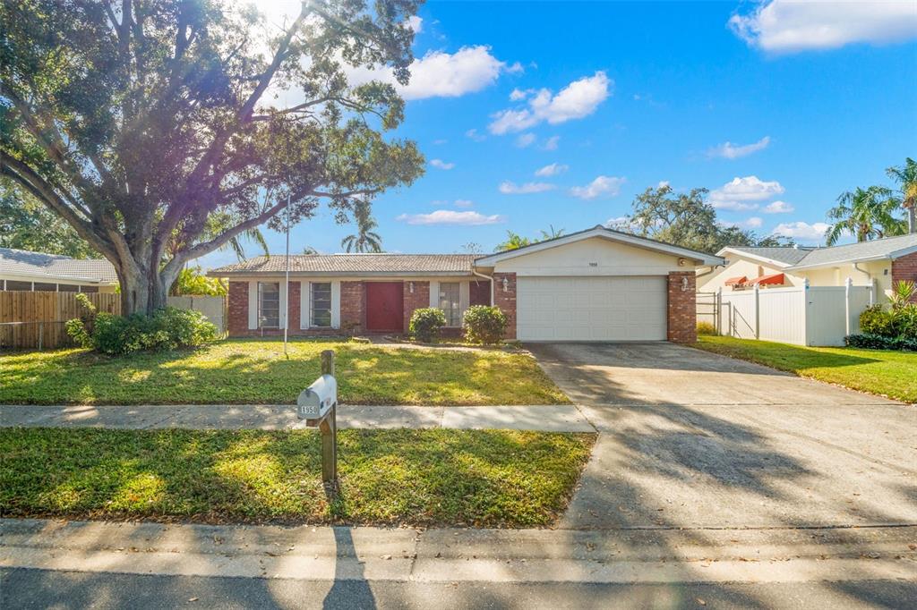 1950 EGRET DRIVE
