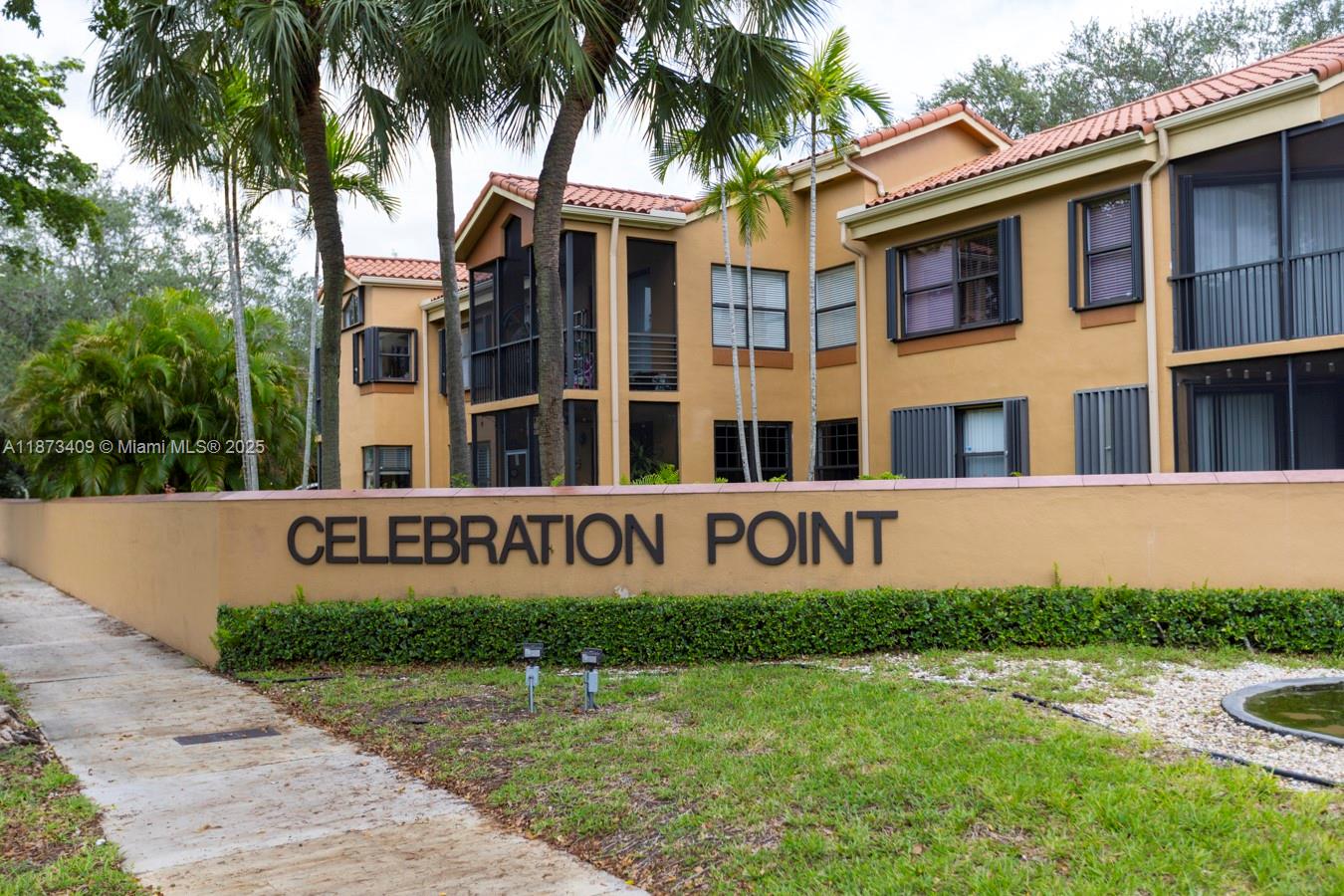 15525 Miami Lakeway N # 8, Miami Lakes FL 33014