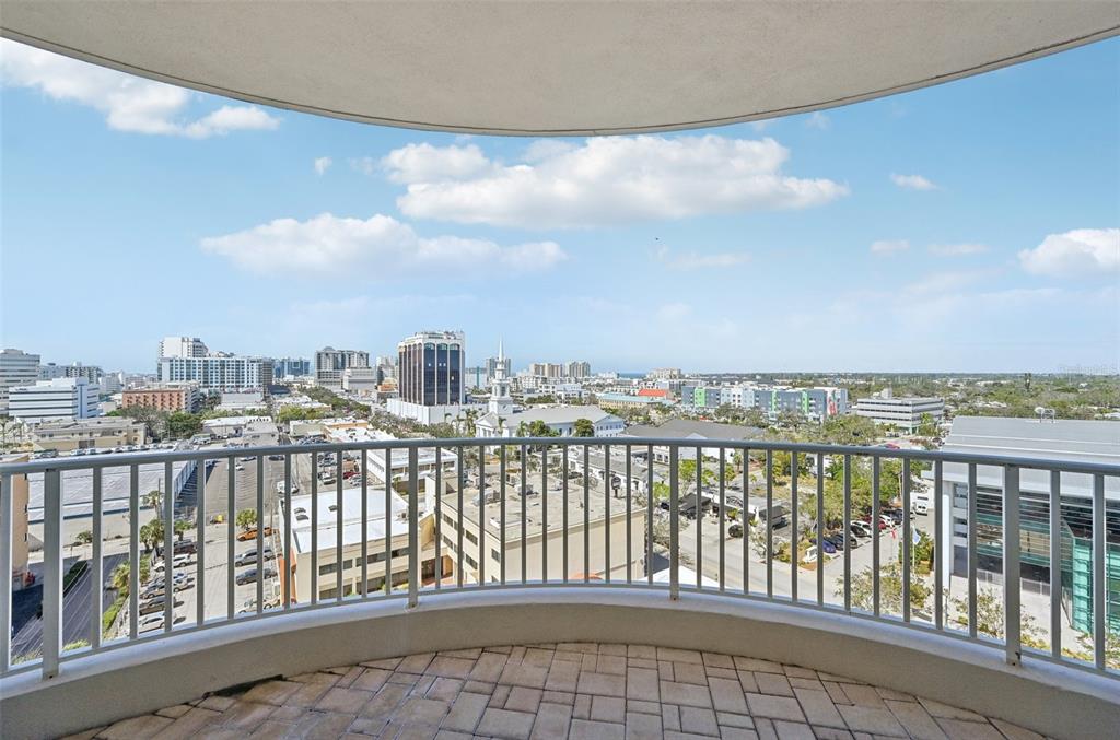 1771 RINGLING BOULEVARD UNIT 1001