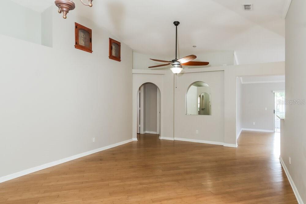 25213 HYDE PARK BOULEVARD, LAND O LAKES, FL — photo 3 of 16