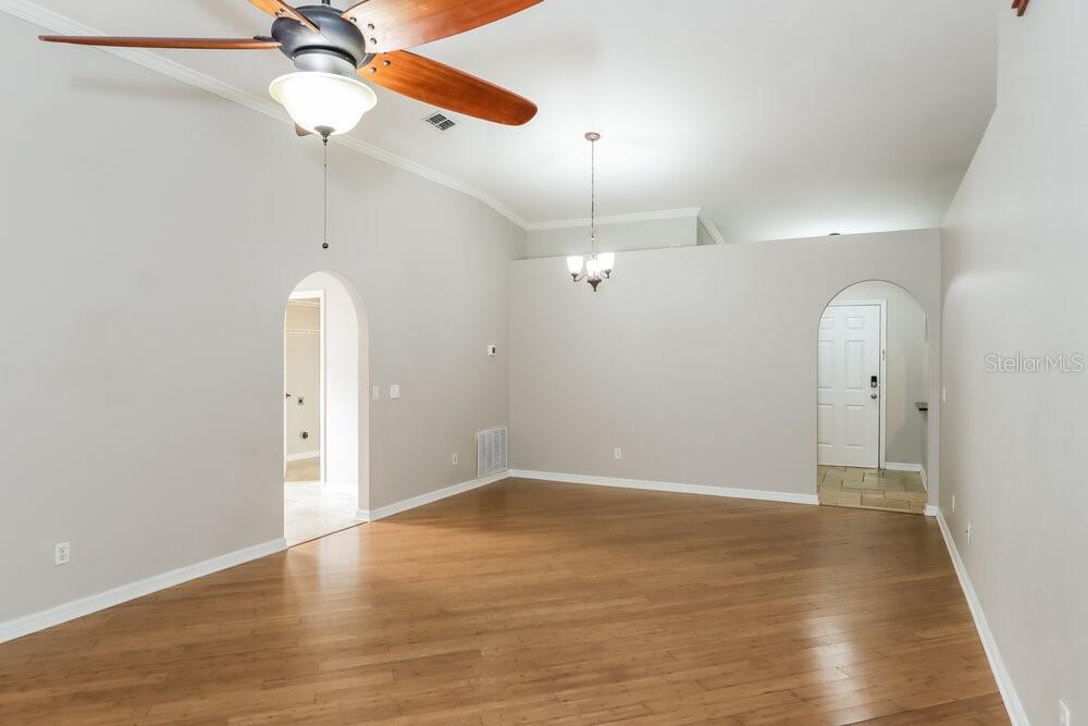 25213 HYDE PARK BOULEVARD, LAND O LAKES, FL — photo 4 of 16