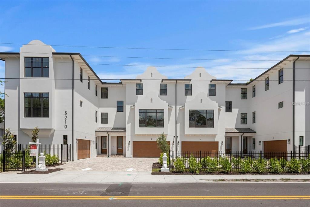 5210 BAYSHORE BOULEVARD UNIT 1