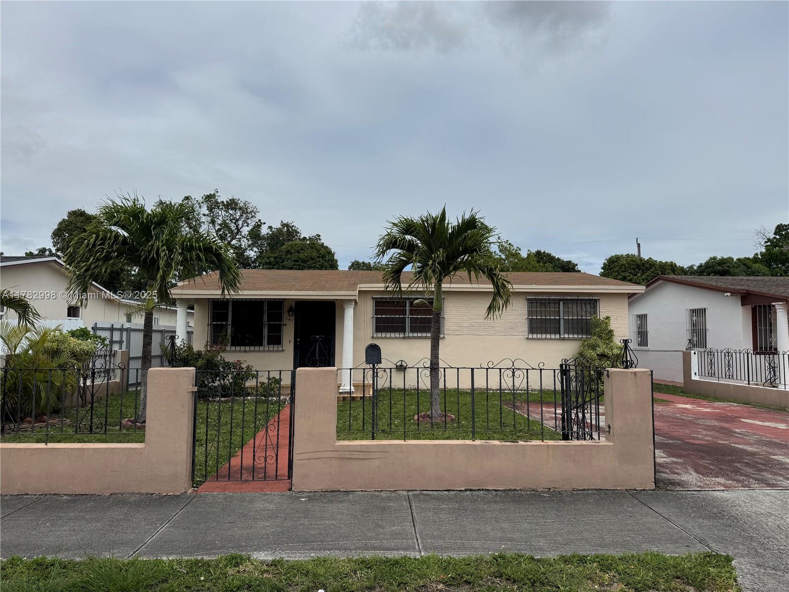 141 W 31st St, Hialeah FL 33012