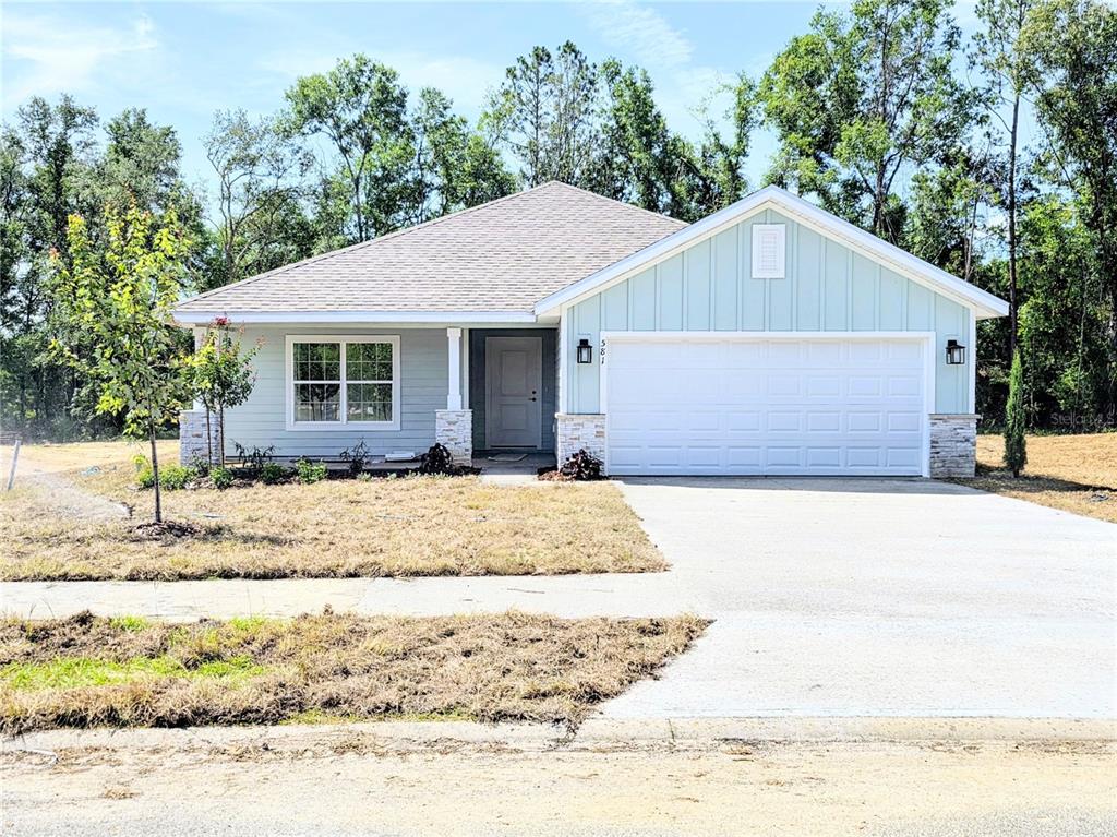 581 SW BELLFLOWER DRIVE