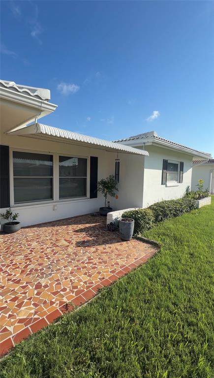 3565 100TH TERRACE N UNIT 4