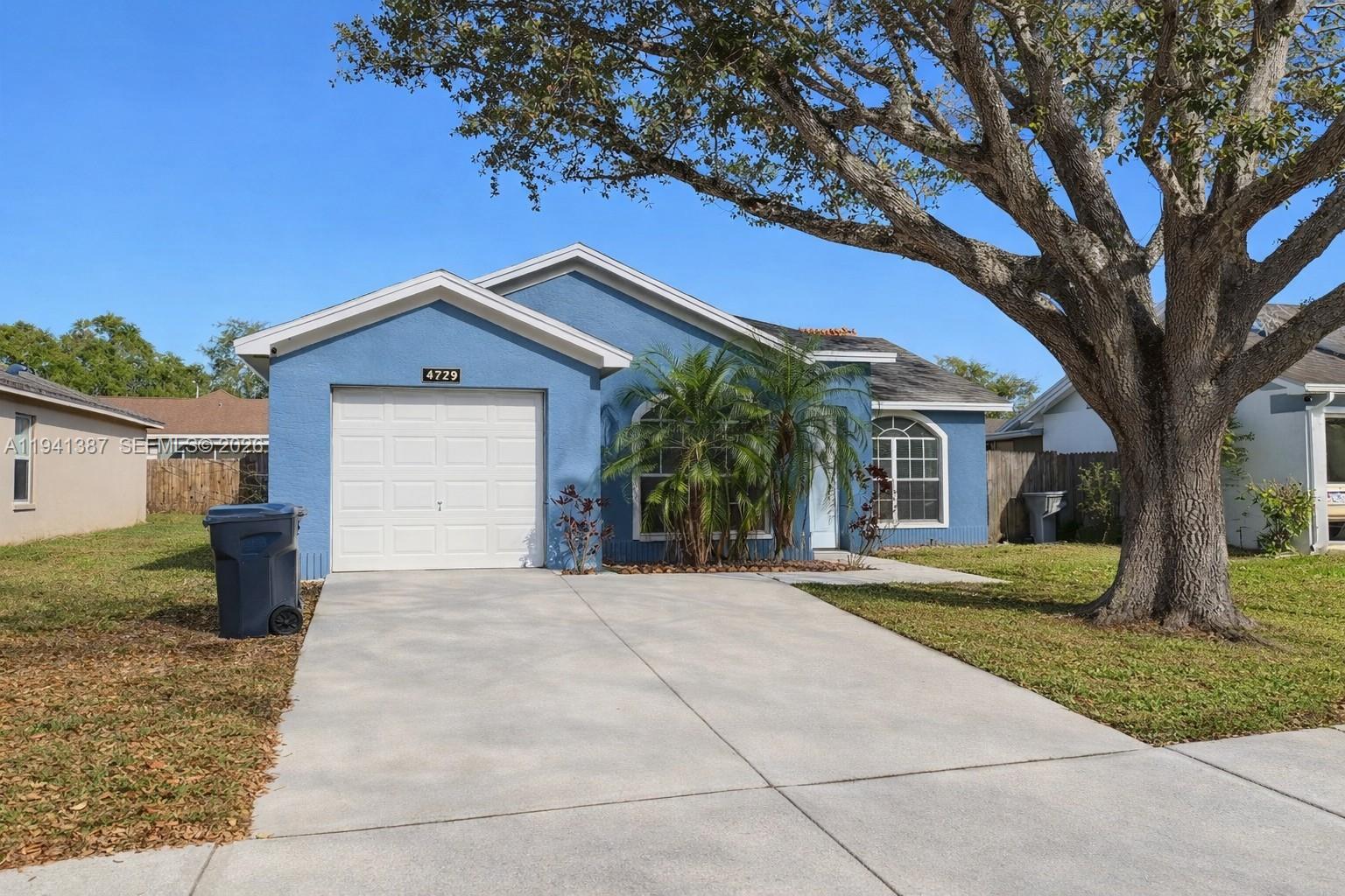 8225 Riverboat Drive, Tampa FL 33637
