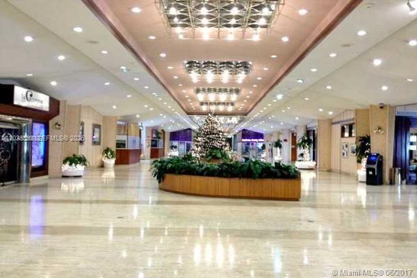 801 Brickell Bay Dr # 765, Miami FL 33131