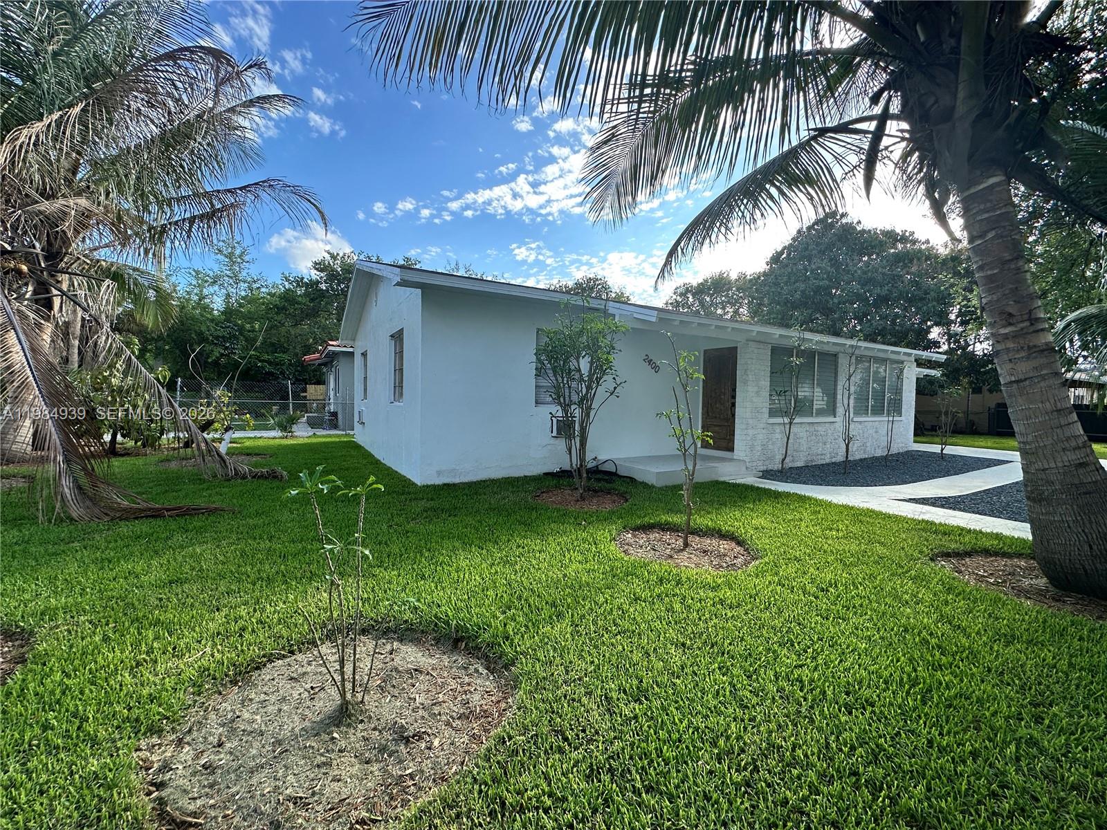 2400 NW 15th St, Miami FL 33125