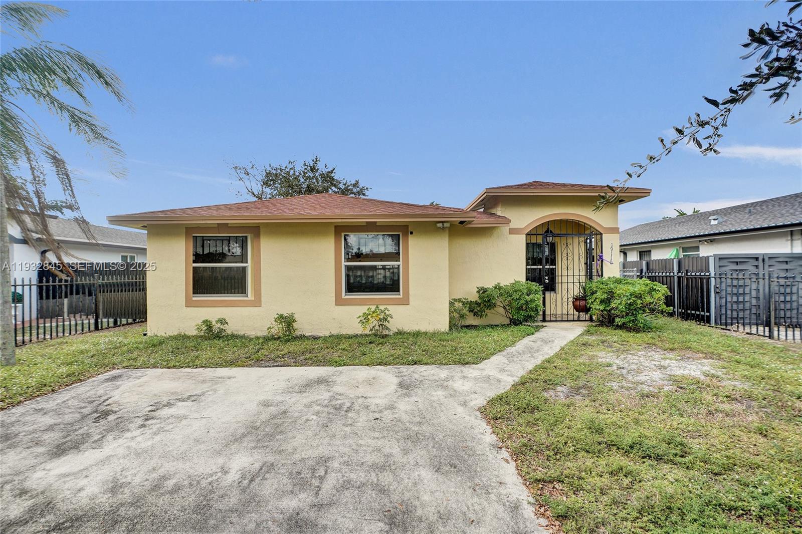 19110 NW 32nd Ave, Miami Gardens FL 33056