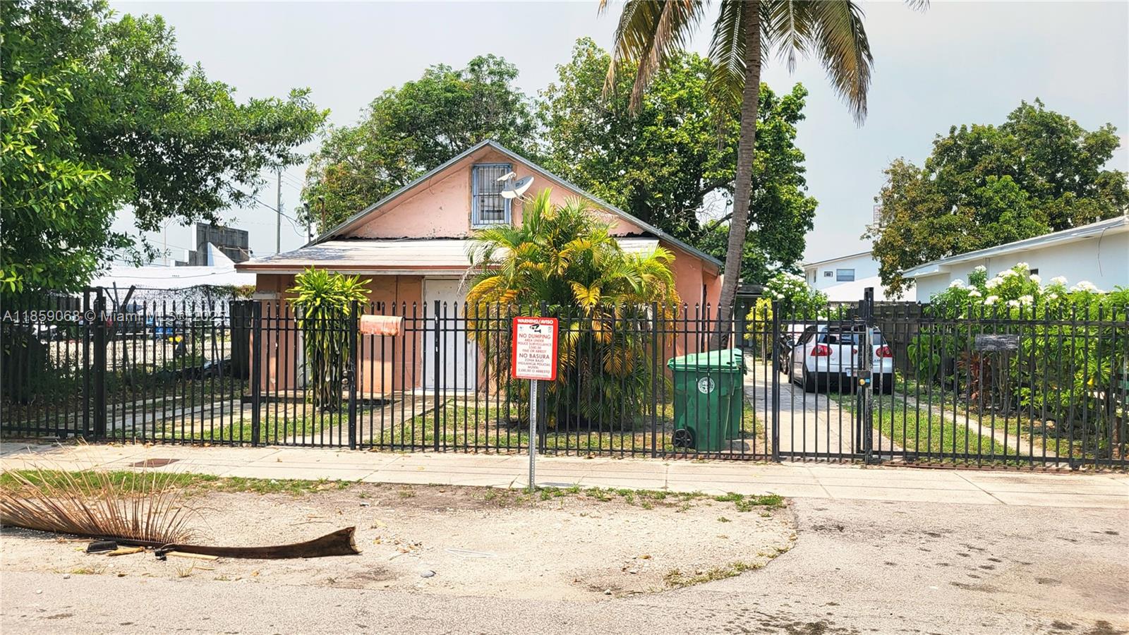 683 NW 30th St, Miami FL 33127