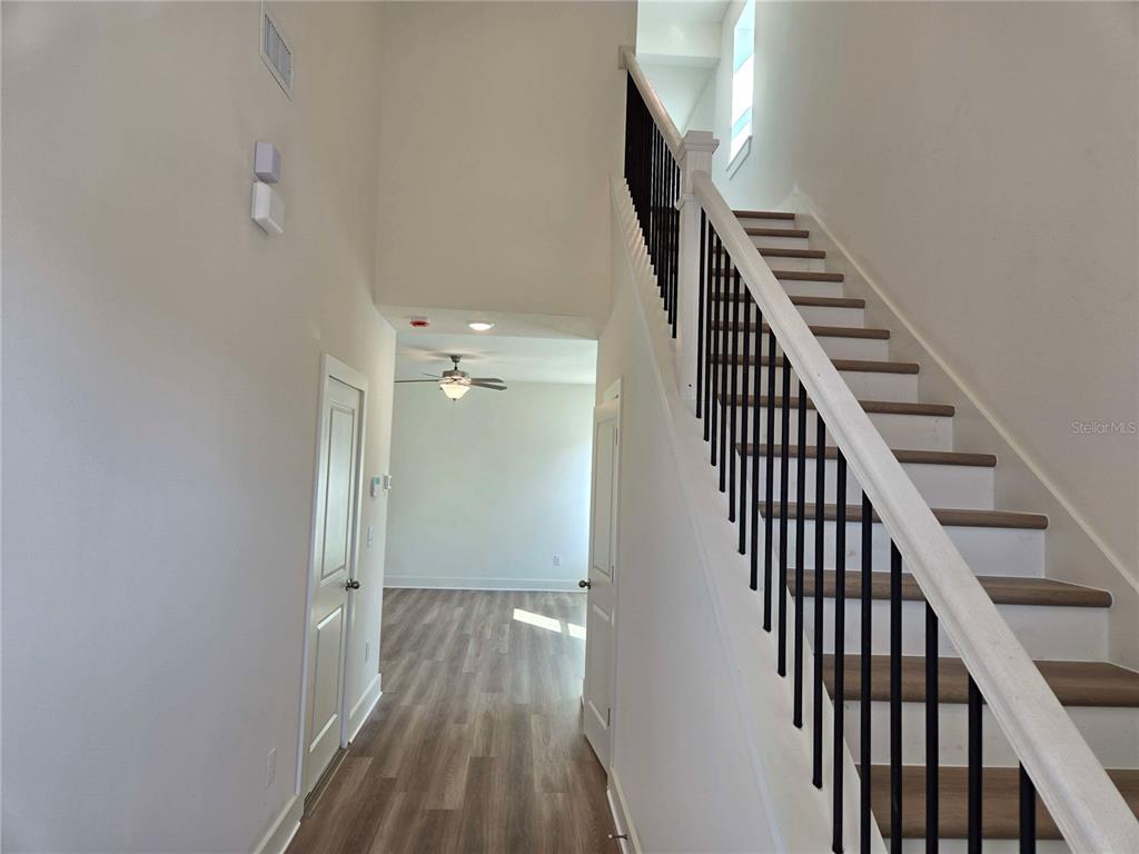 3827 DAYBREAK RUN LOOP, SPRING HILL, FL — photo 2 of 14
