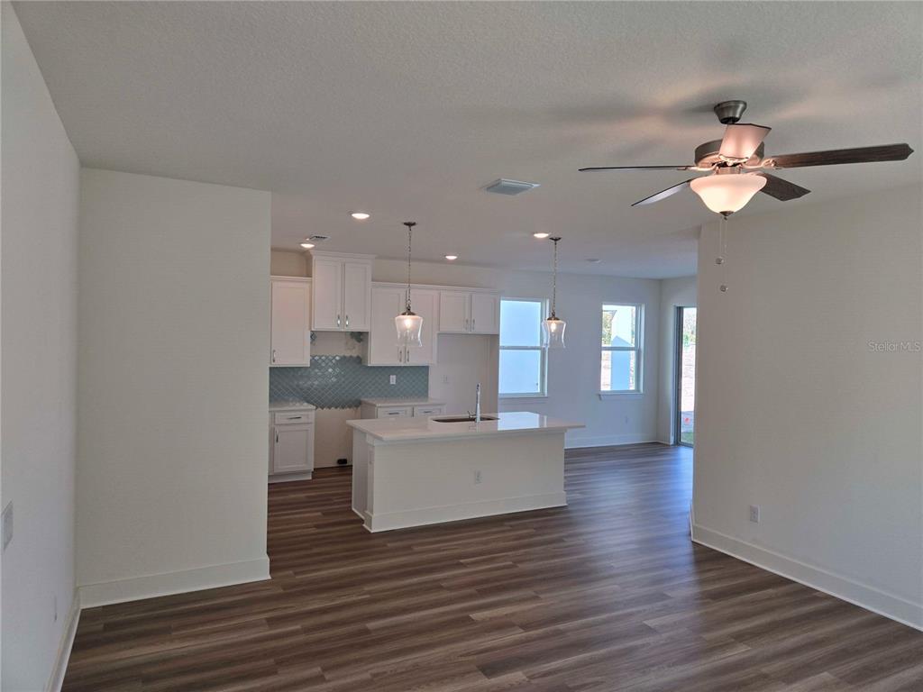 3827 DAYBREAK RUN LOOP, SPRING HILL, FL — photo 3 of 14