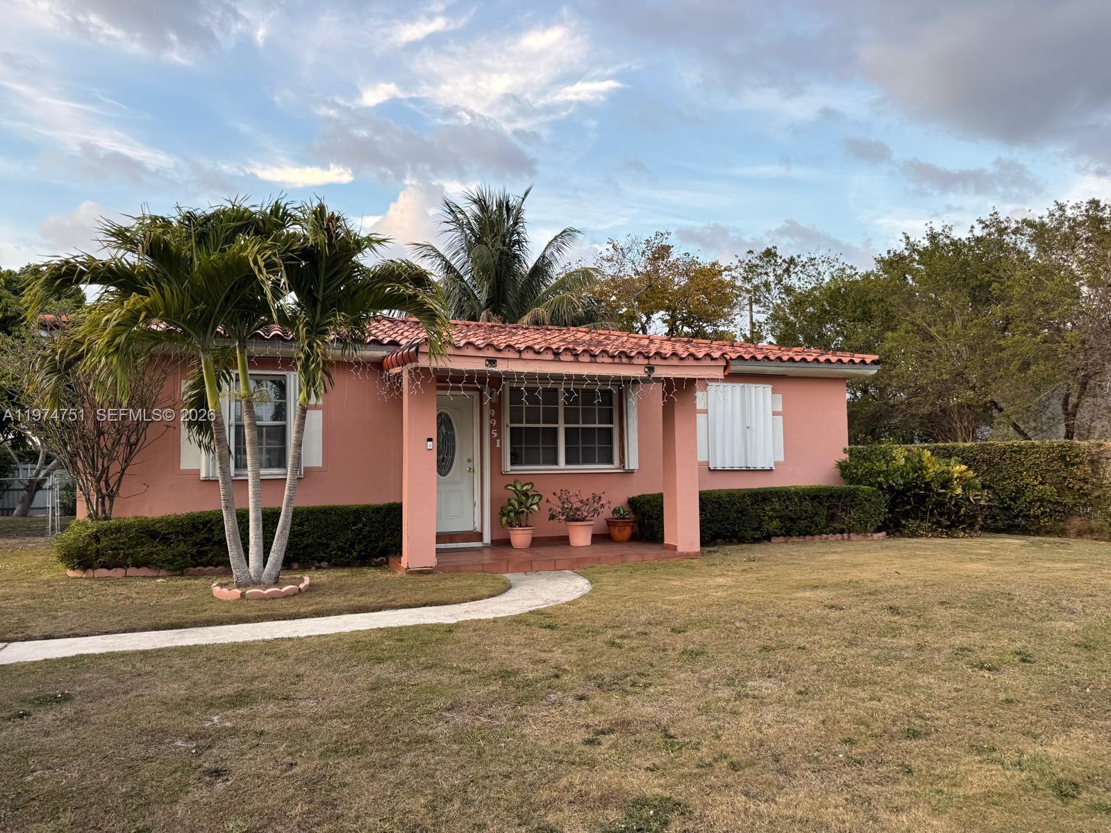 9951 SW 39th Ter, Miami FL 33165