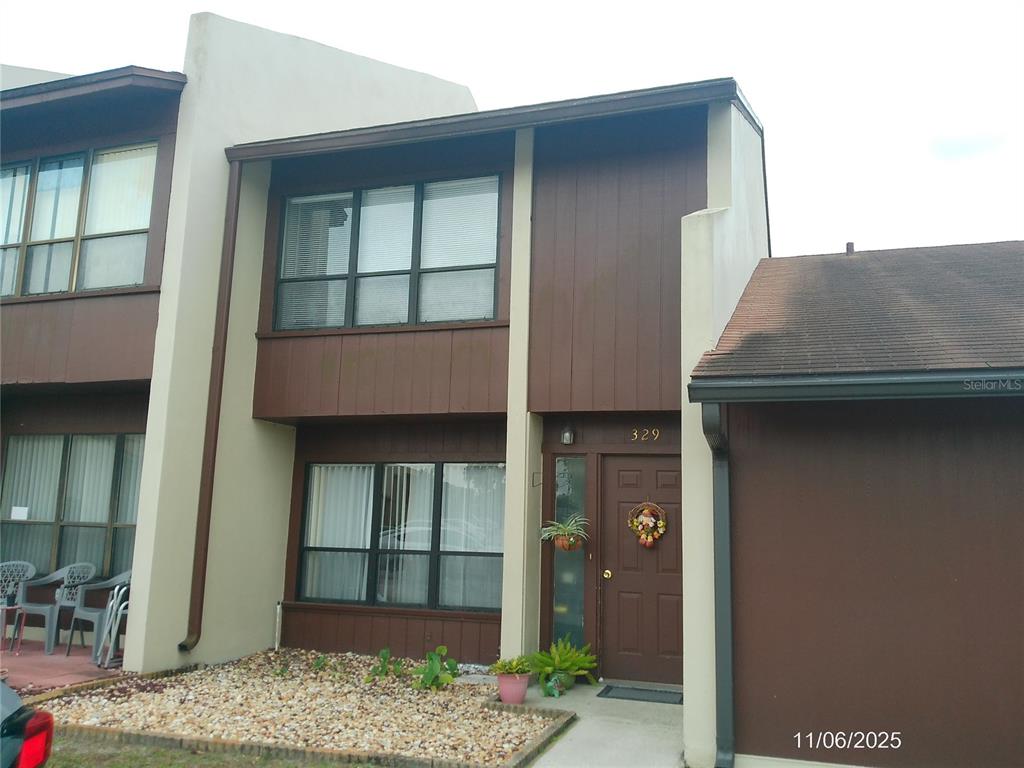 329 E MARKET SQ E