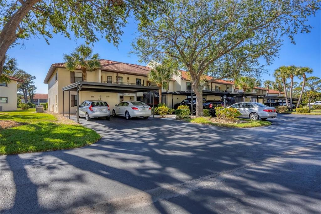 520 PINE HOLLOW CIRCLE UNIT 520