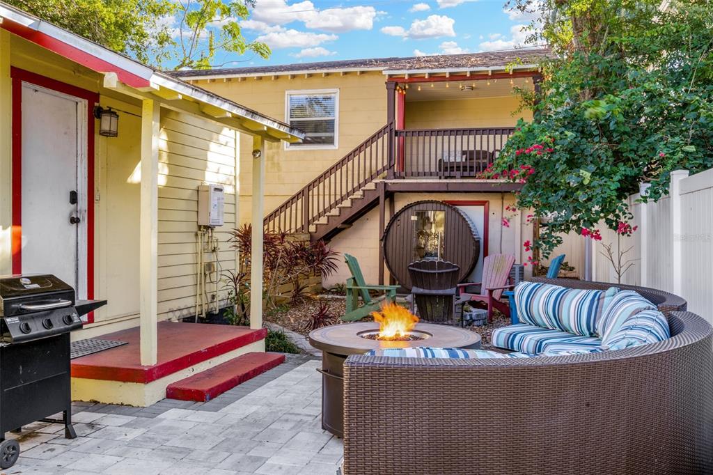 826 11TH AVENUE S Apt 1