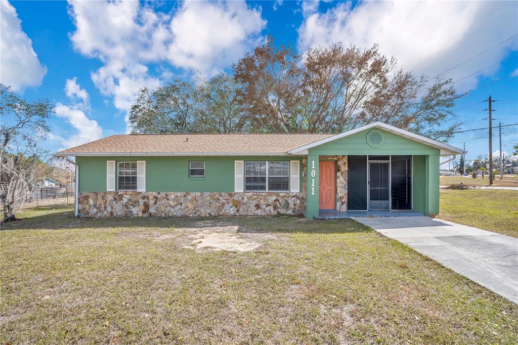 1011 LUCERNE DRIVE