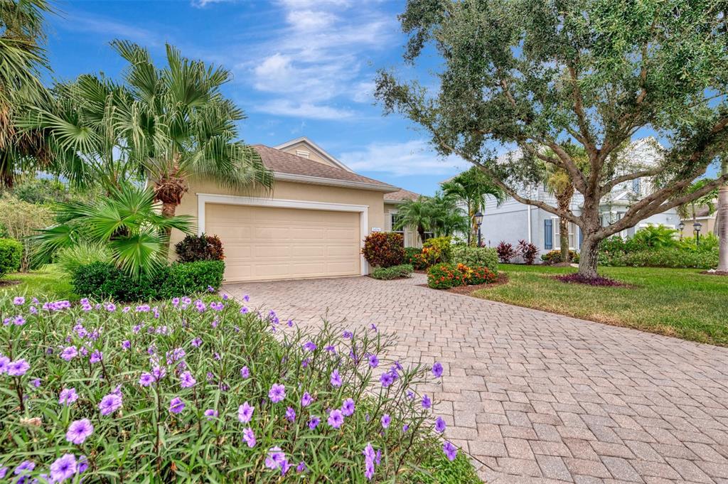 1434 BLUE HORIZON CIRCLE