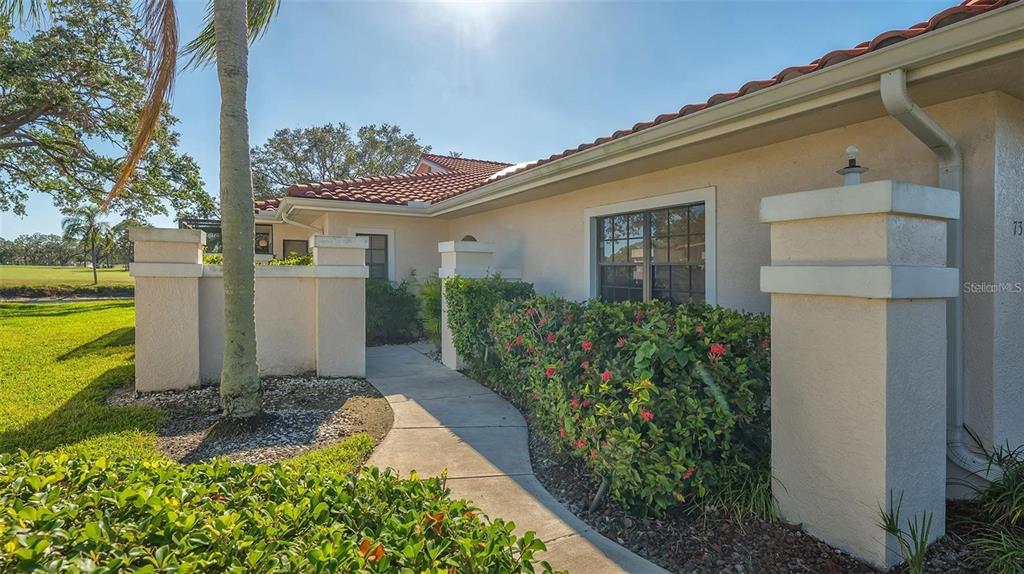 7320 GOLF POINTE CIRCLE
