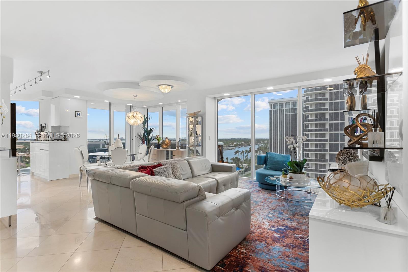 4775 Collins Ave # 1007, Miami Beach FL 33140