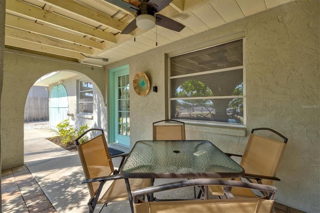 2214 MICHELE DRIVE, SARASOTA, FL — photo 4 of 30