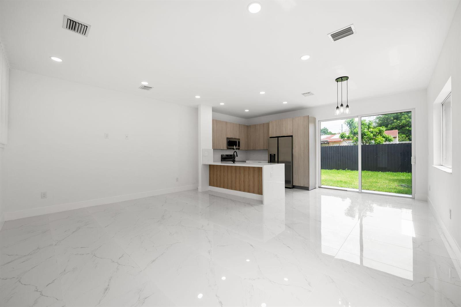 1355 NW 42nd Street # 1355, Miami FL 33142