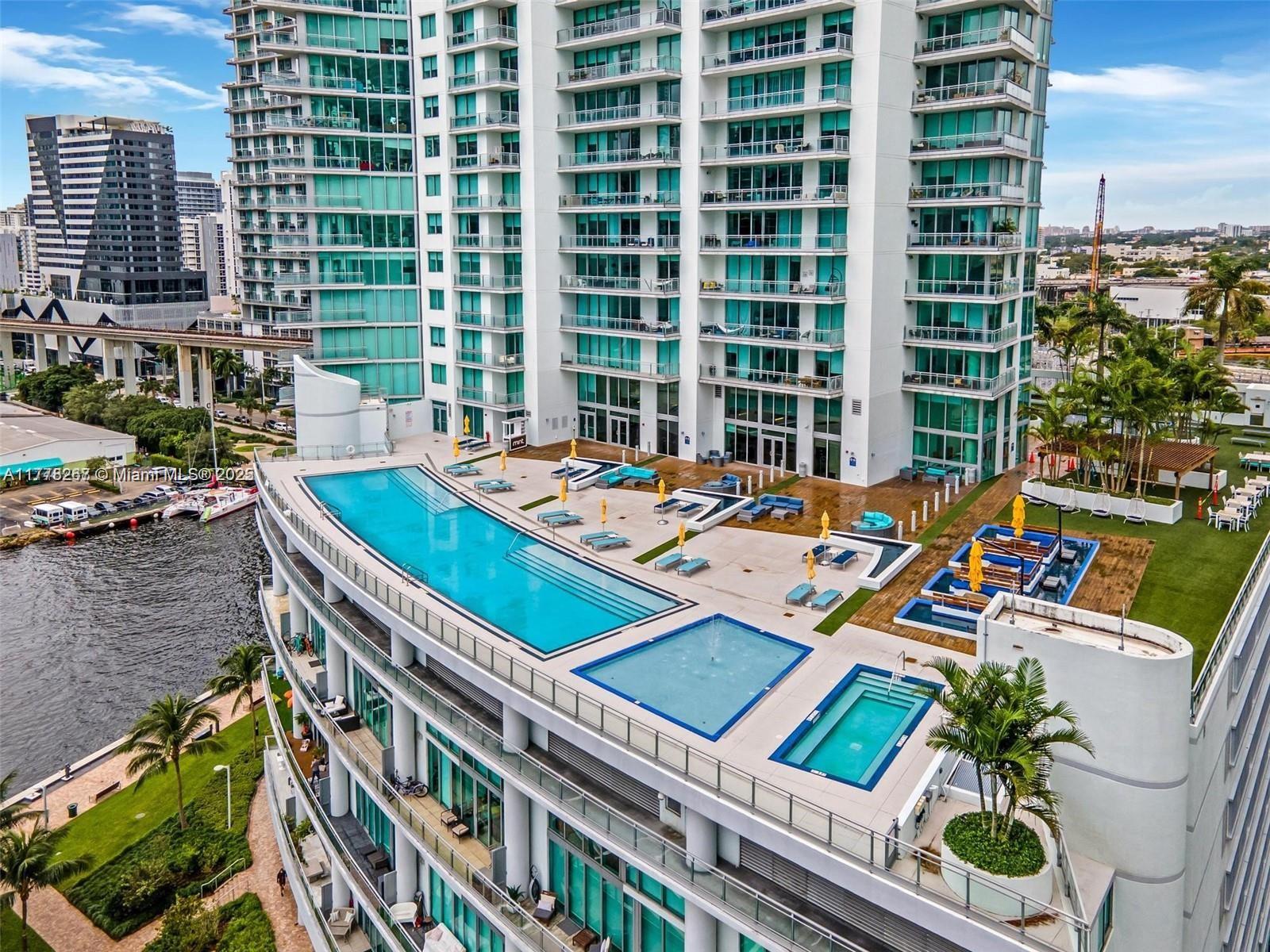 92 SW 3rd St # 4703, Miami FL 33130