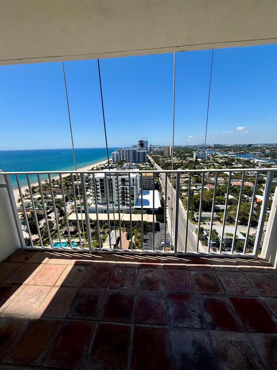 111 Briny Avenue # 14, Pompano Beach FL 33062