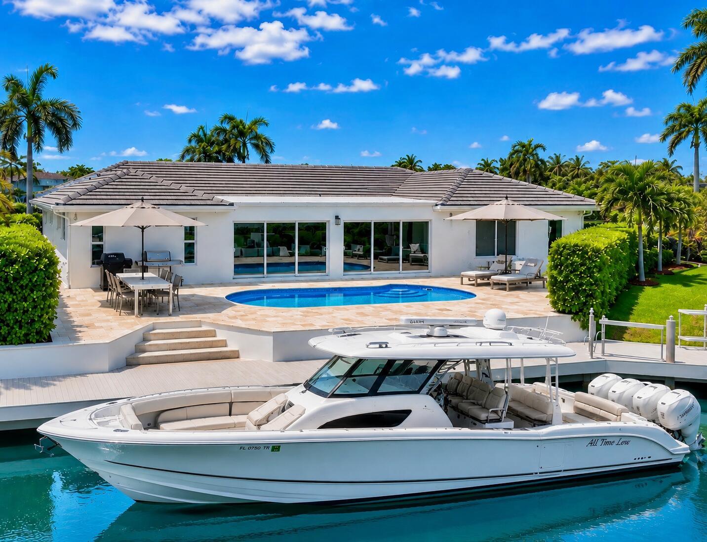 4460 NE 26th Avenue, Lighthouse Point FL 33064