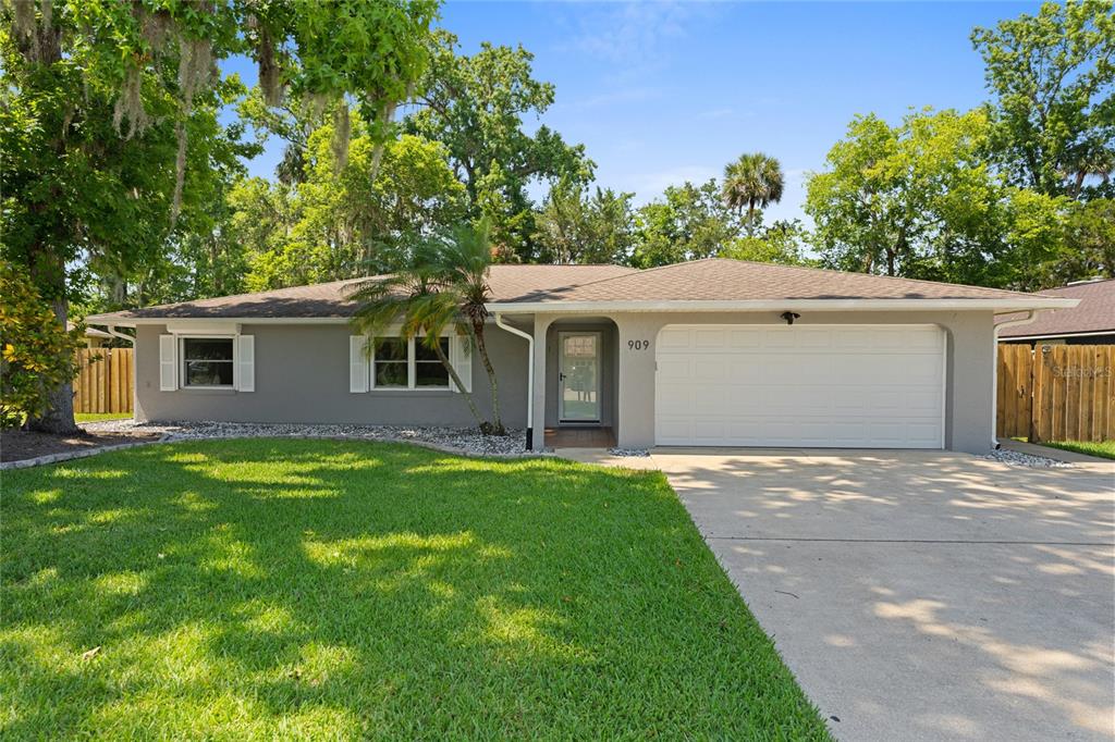 909 BENTWOOD LANE UNIT 1
