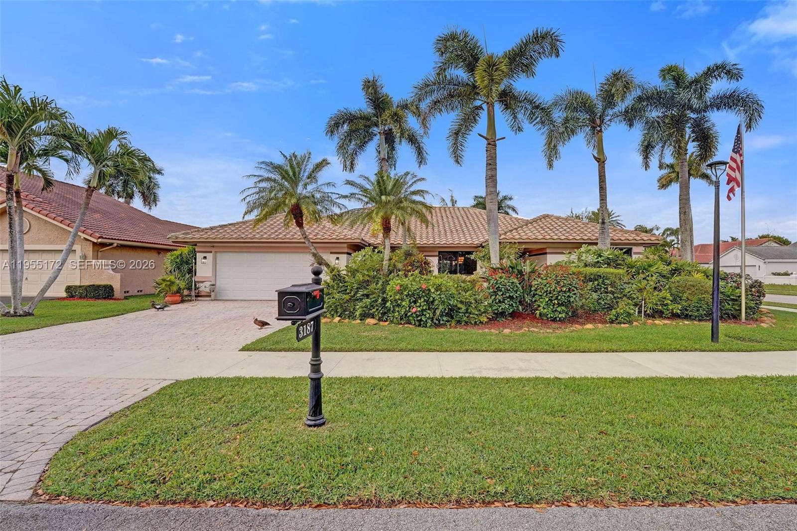 3187 Beechberry Cir, Davie FL 33328
