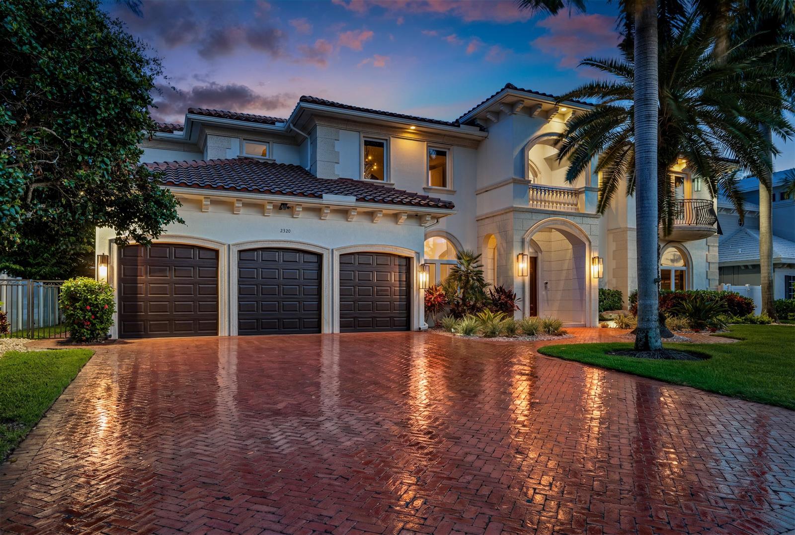 2320 NE 34th Court, Lighthouse Point FL 33064
